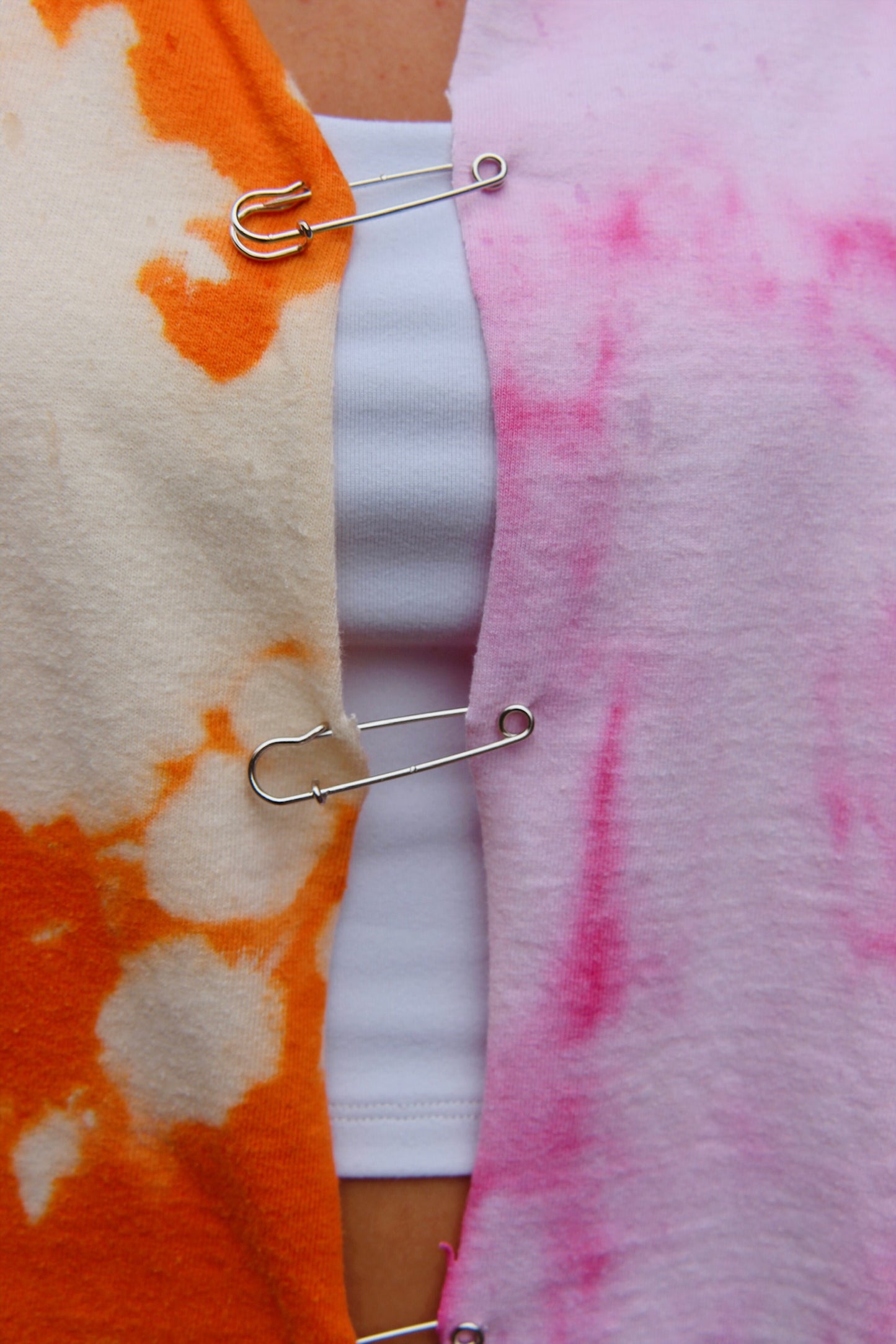 Safety pin crop T